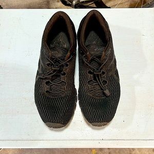 Mens’s Asics running shoes